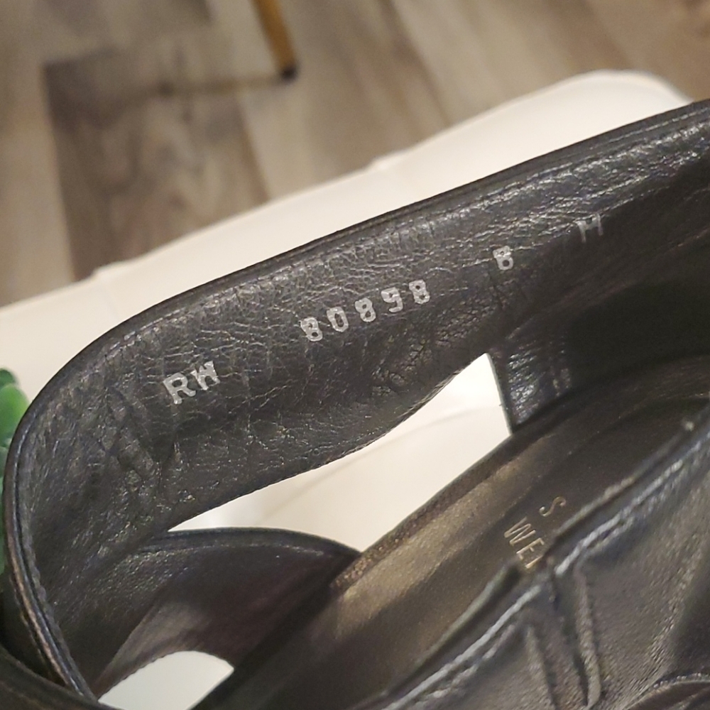 Stuart Weitzman Heels Size 8 - Picture 7 of 8